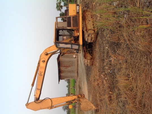 ขายรถแมกโคCAT E120พร้อมทำงานแอร์เย็น. เครื่องปั้มดีแรงไวทำงานเร็ว ขายรถแมกโคCAT E120พร้อมทำงานแอร์เย็น. เครื่องปั้มดีแรงไวทำงานเร็ว
