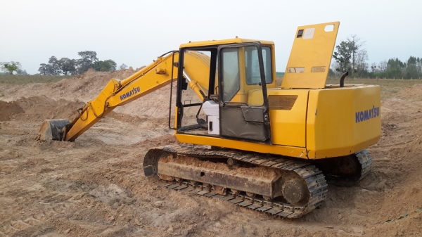 ขาย komatsu pc120-5 ราคา 800,000