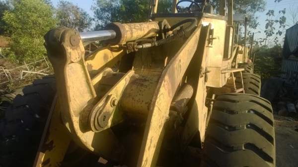 มี3คัน..ขายเหมาหรือแยก..CAT916และ910F รถตักล้อยาง รถใช้งานได้ทุกคัน เดิมๆสีเดิม รถโรงเลื่อย...