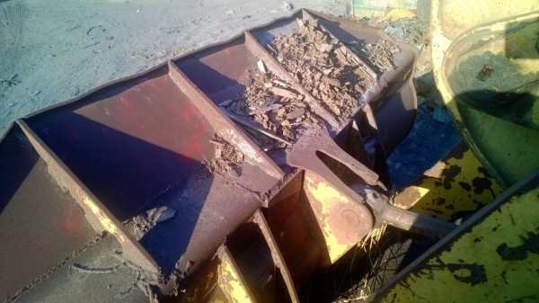 มี3คัน..ขายเหมาหรือแยก..CAT916และ910F รถตักล้อยาง รถใช้งานได้ทุกคัน เดิมๆสีเดิม รถโรงเลื่อย...