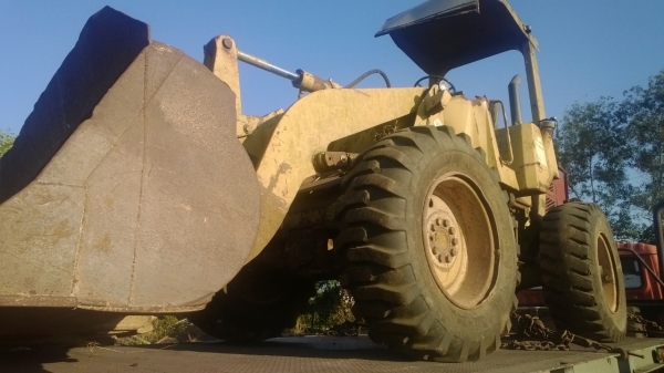 มี3คัน..ขายเหมาหรือแยก..CAT916และ910F รถตักล้อยาง รถใช้งานได้ทุกคัน เดิมๆสีเดิม รถโรงเลื่อย...