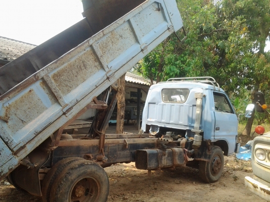 ISUZU KSเครื่อง 110ดั้ม6ล้อ ISUZU KSเครื่อง 110ดั้ม6ล้อ