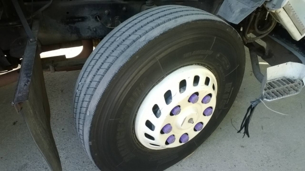 6ล้อดั้ม195แรงFTR33F ห้างแท้ รถบรรทุกถังน้ำยาง รถสวย ขายพร้อมถังน้ำยาง...