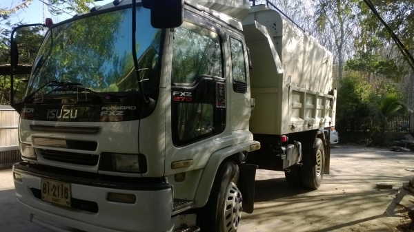 6ล้อดั้ม195แรงFTR33F ห้างแท้ รถบรรทุกถังน้ำยาง รถสวย ขายพร้อมถังน้ำยาง...