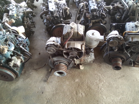 ขายเครื่องมิตซูบิชิ 2 สูบ เก่าญี่ปุ่นรุ่น c75 ขนาด 18 แรงม้าสตาร์ดกุญแจสภาพสวย