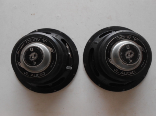 ลำโพง 8 นิ้ว JL  W 0 รุ่นนี้ผลิตในอเมกา