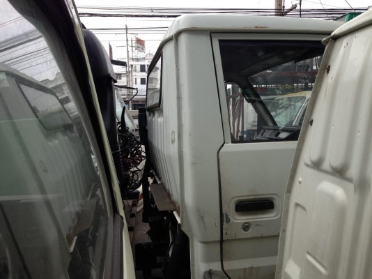 ขายหัวเก๋ง โตโยต้า ไดน่า สามใบปัด