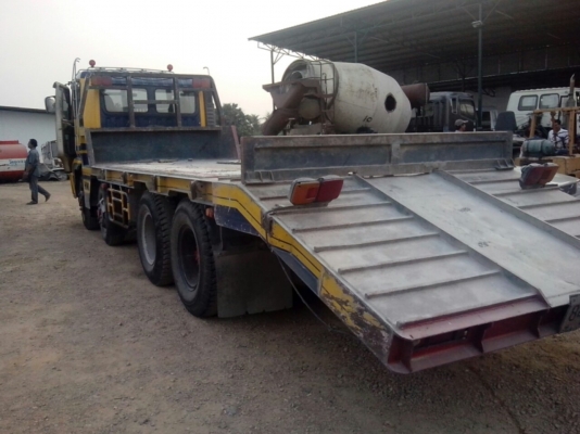 ขายรถเทเลอร์ 12 ล้อ 2 เพลา บรรทุกแบคโฺฮ HINO PROFIA  K13 ( 330 แรง ) รถสวยมากๆ รีบจองด่วน