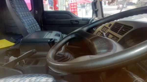 ขายรถเทเลอร์ 12 ล้อ 2 เพลา บรรทุกแบคโฺฮ HINO PROFIA  K13 ( 330 แรง ) รถสวยมากๆ รีบจองด่วน