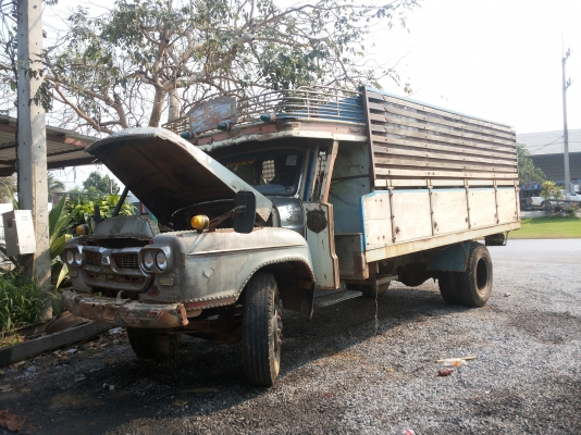 6 ล้อ hino เครื่อง EH700 เฟื้องท้าย ฟูโซ่ มีสโล คันซีสวย
