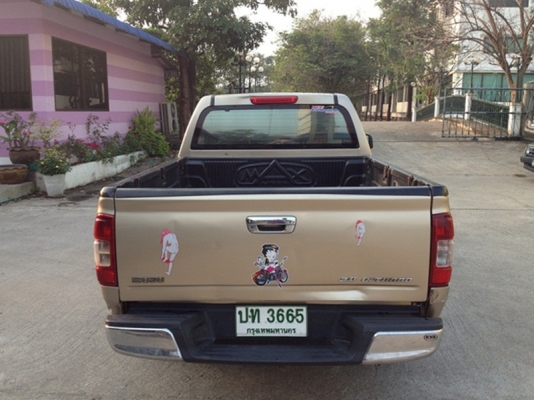 D-MAX 4WD 3.0 รถเดิมๆ พร้อมใช้งาน D-MAX 4WD 3.0 รถเดิมๆ พร้อมใช้งาน