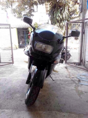 ธารนนทบุรี//ขาย kawasaki zzr1100 ปี96 สวยๆระบบไฟสมบูรณ์ ราคา87,000บาท อินวอยท์แท้+พ.ร.บ