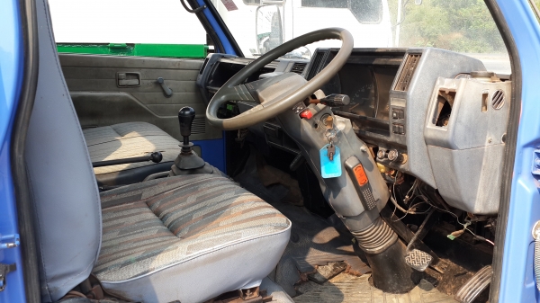 ขายด่วนหกล้อ115ของแท้ติดเครนสภาพพร้อมใช้ราคาโคตรถูกรีบโทร0801515451