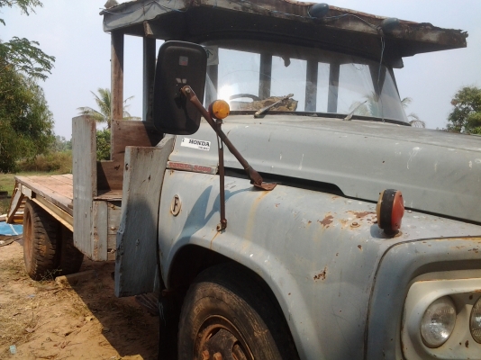 ขาย  6ล้อท้ายลากTOYOTAเครื่องอีซูซู145ไม่มีเอกสาร