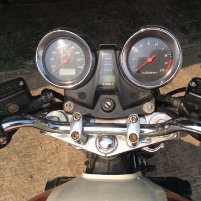 ธารนนทบุรี//ขาย honda cb1300 ปี2000 สวยเดิม ระบบไฟสมบูรณ์ ราคา125,000บาท อินวอยท์+ส.พ.ม สำเนา+พ.ร.บ