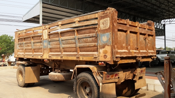 ขายด่วนลูกพ่วงดั้มสองเพลาสภาพช่วงล่างคัชซีสวยสุดๆราคาโคตรถูกเลยโทร0843923995