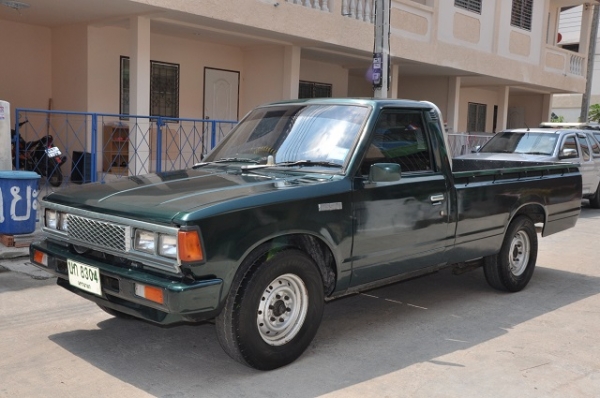 ขาย NISSAN 720 วางเครื่องใหม่เป็นเครื่อง NISSAN LD20 ดีเซลแห้งๆ สุดประหยัด พร้อมใช้งาน