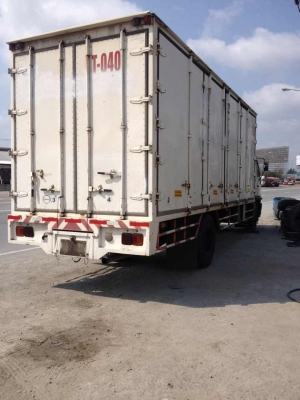 HINO 6 ล้อ ตู้บรรทุก HINO 6 ล้อ ตู้บรรทุก