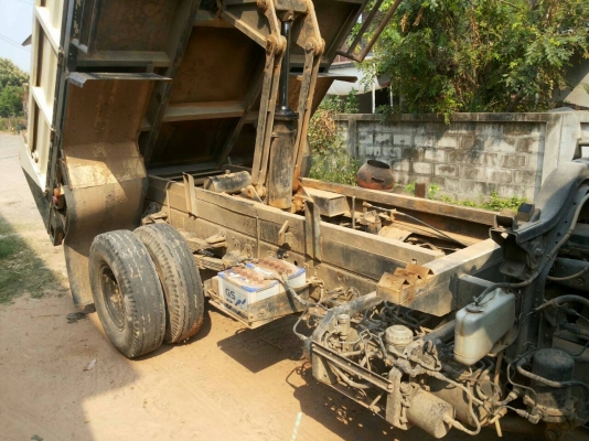 ขายด่วนหกล้อดั้มDECA210ดั้มสภาพพร้อมใช้สวยสุดๆปี53จัดไฟแนนท์ได้สูงโทร0843923995