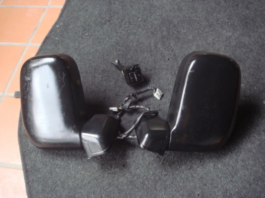 ขายกระจกมองข้างไฟฟ้าสายไฟ 7เส้นแปะข้างประตูเก่าญี่ป่นแปลงใส่ตามชอบครับ