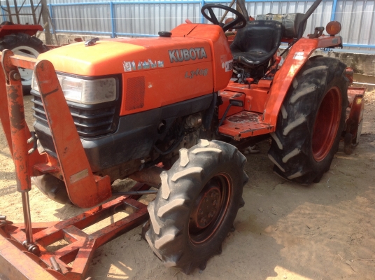 ปัญญาแทรคเตอร์มาแล้ว...จัดมาให้ครับ คูโบต้า L3408ใบมีด โรตาลี่ตราช้างRX162 สภาพเดิมๆ