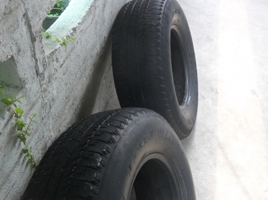 ยาง BFGoodrich 235/75R15 ปี08 สวยๆ 1 คู่ ราคา 1700 บาท