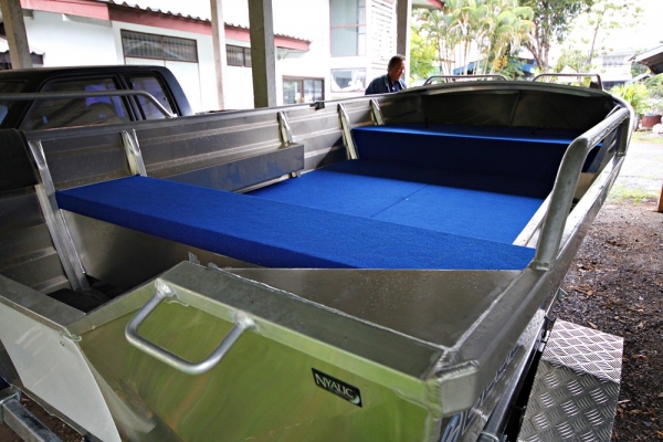 รับทำพื้นเรืออลูทุกรุ่นทุกขนาดตามแบบที่ลูกค้าต้องการ