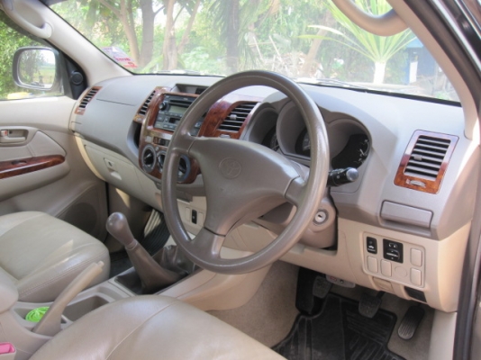 ขายโตโยต้า 4 ประตู พรีรันเนอร์ 3.0 ปี 2008 สีดำ