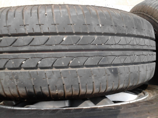 ขายแม๊ก HONDA ขนาด 4 รู  พร้อมยางชุด 4 วง  ติดต่อโทร. 081-427-3941