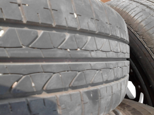 ขายแม๊ก HONDA ขนาด 4 รู  พร้อมยางชุด 4 วง  ติดต่อโทร. 081-427-3941