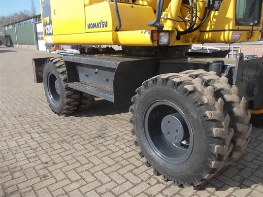 New stock Komatsu PW130-7K ปี 2006 นำเข้าจากยุโรป สวยครับ