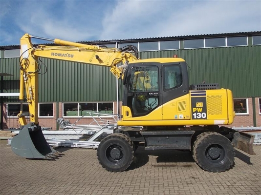 New stock Komatsu PW130-7K ปี 2006 นำเข้าจากยุโรป สวยครับ