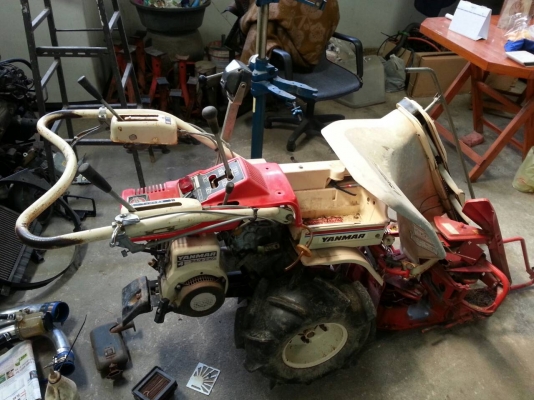 ขาย รถเกี่ยวข้าว สภาพใหม่ ราคาถูก