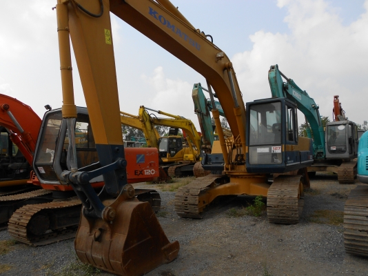 ขายรถแบคโฮ KOMATSU PC200-3