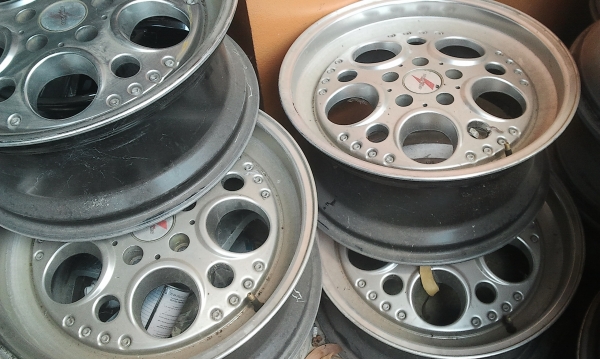 ITALY  TOM05 18X8H2 ล้อแท้ตั่งแต่มายังไม่เคยใช้1ชุดสวยพร้อมใช้