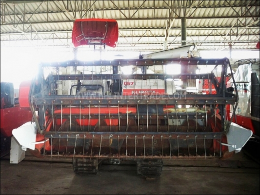 ขายรถเกี่ยวนวดข้าว KUBOTA DC-60G