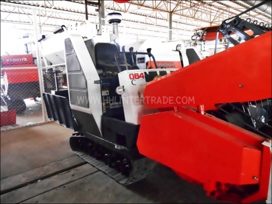 ขายรถเกี่ยวนวดข้าว รุ่น KUBOTA DC-60