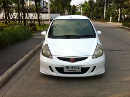 แจ๊ส -ขายแจ๊สปี04 เกียร์ออโต้ ชุดแต่งรอบคัน ติดแก๊สLPGระบบหัวฉีด พร้อมใช้