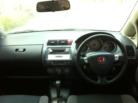 แจ๊ส -ขายแจ๊สปี04 เกียร์ออโต้ ชุดแต่งรอบคัน ติดแก๊สLPGระบบหัวฉีด พร้อมใช้ แจ๊ส -ขายแจ๊สปี04 เกียร์ออโต้ ชุดแต่งรอบคัน ติดแก๊สLPGระบบหัวฉีด พร้อมใช้