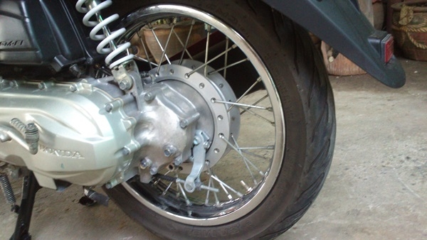 สกูปปี้ไอ สีชมพูดำ รถจดทะเบียนปี 54 เครื่องดี สภาพสวย ยางเต็ม แบตฯใหม่ เปลี่ยนถ่ายน้ำมันเครื่องเรียบร้อย สกูปปี้ไอ สีชมพูดำ รถจดทะเบียนปี 54 เครื่องดี สภาพสวย ยางเต็ม แบตฯใหม่ เปลี่ยนถ่ายน้ำมันเครื่องเรียบร้อย