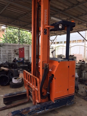 Toyota รุ่น5 ไฟฟ้ายืนขับ เสาสูง 5เมตร ยก1.5ตัน มีสไลด์ชิพเลื่อนงาซ้ายขวา สภาพดีมาก โมเดลนอก ขาย 180,000 บาท ติดต่อ 094-4267-888 จะเด็ด Toyota รุ่น5 ไฟฟ้ายืนขับ เสาสูง 5เมตร ยก1.5ตัน มีสไลด์ชิพเลื่อนงาซ้ายขวา สภาพดีมาก โมเดลนอก ขาย 180,000 บาท ติดต่อ 094-4267-888 จะเด็ด