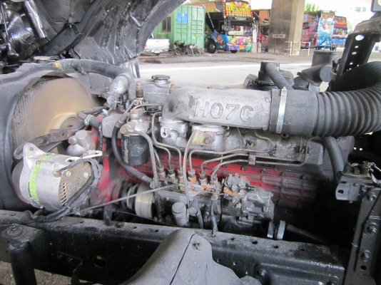 หัวลาก 6 ล้อ HINO