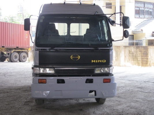 หัวลาก 6 ล้อ HINO