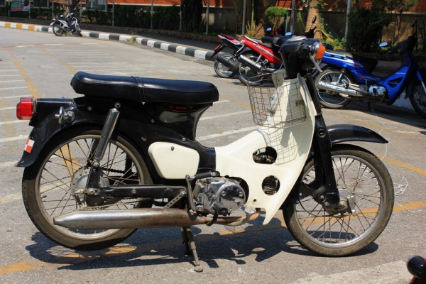ขายhonda c50 ถังแยก แฮนด์ตรง 13,900บาท ขายhonda c50 ถังแยก แฮนด์ตรง 13,900บาท