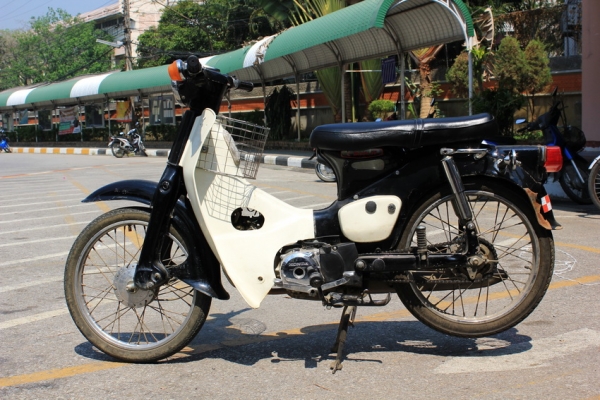 ขายhonda c50 ถังแยก แฮนด์ตรง 13,900บาท ขายhonda c50 ถังแยก แฮนด์ตรง 13,900บาท