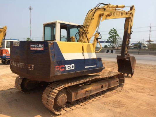 ขายรถแบคโฮ KOMATSU PC120-5 มี VDO ระบบไฟฟ้าเต็ม รถนอกนำเข้าสภาพสวย สนใจติดต่อ 089-8368497