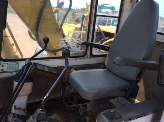 ขายรถแบคโฮ KOMATSU PC120-5 มี VDO ระบบไฟฟ้าเต็ม รถนอกนำเข้าสภาพสวย สนใจติดต่อ 089-8368497