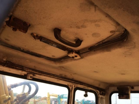 ขายรถแบคโฮ KOMATSU PC120-5 มี VDO ระบบไฟฟ้าเต็ม รถนอกนำเข้าสภาพสวย สนใจติดต่อ 089-8368497