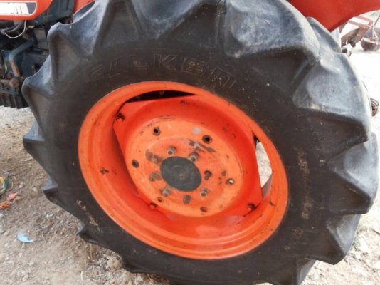 ปัญญาแทรคเตอร์มาแล้ว...จัดมาให้ครับ คูโบต้า L 3001 ตัวเปล่า ตามสภาพครับ