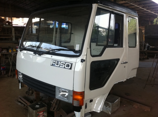 หัวเก๋ง Mitsubishi FUSO